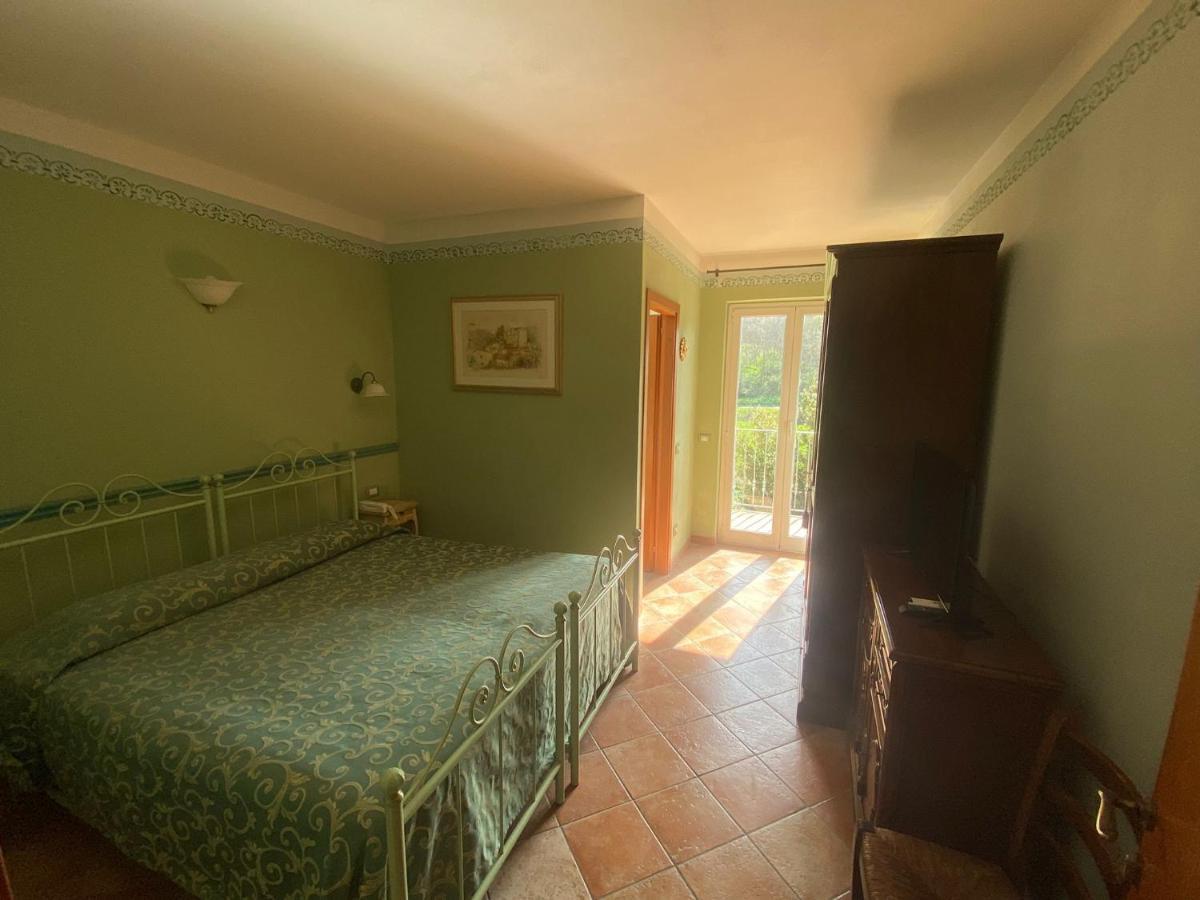 Albergo Il Sicomoro Fivizzano Exterior photo